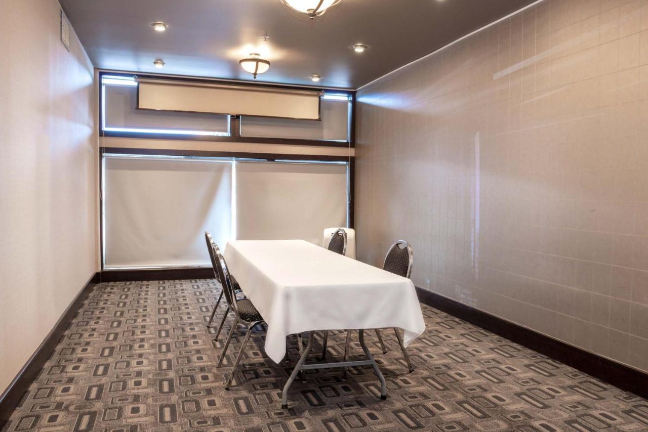 Sandman Hotel Castlegar Ngoại thất bức ảnh