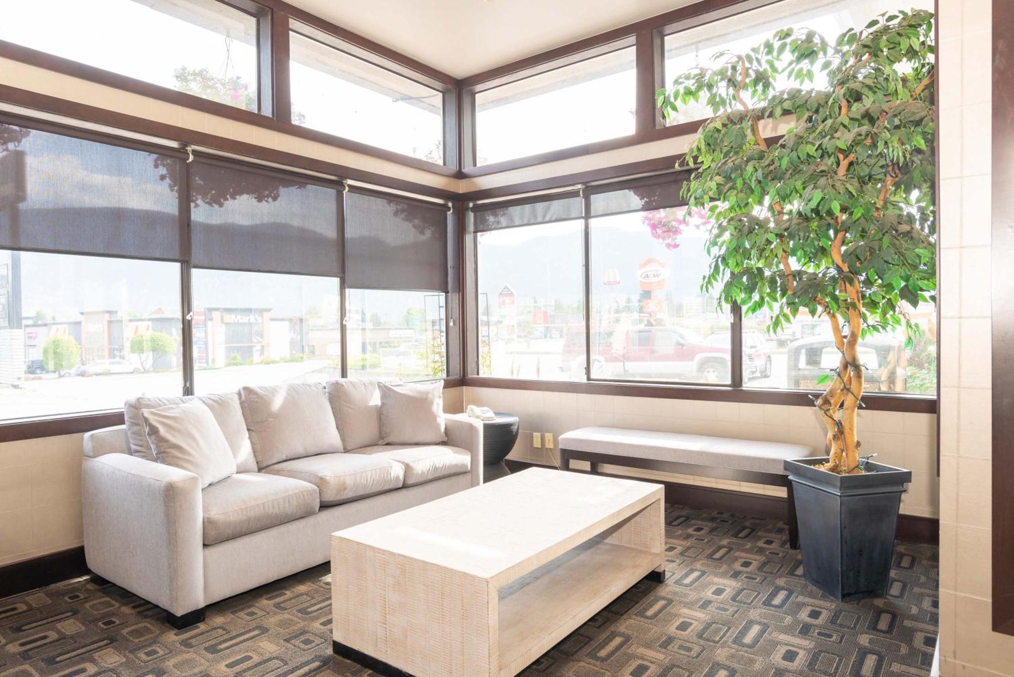 Sandman Hotel Castlegar Ngoại thất bức ảnh