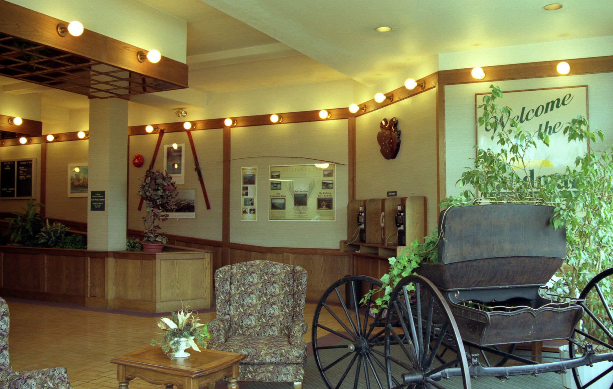 Sandman Hotel Castlegar Ngoại thất bức ảnh
